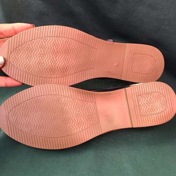 Women’s floral huaraches - Picture 3 of 4